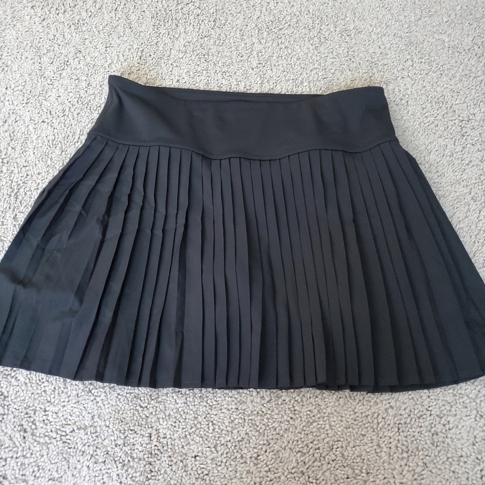 Fabletics Black Pleated Athletic Skort